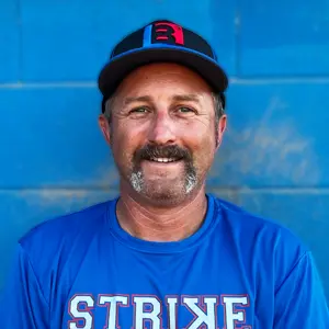 Coach Mike Larsen